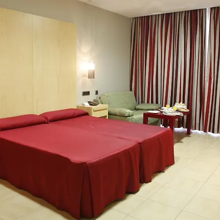 Hotel Adiafa 3*